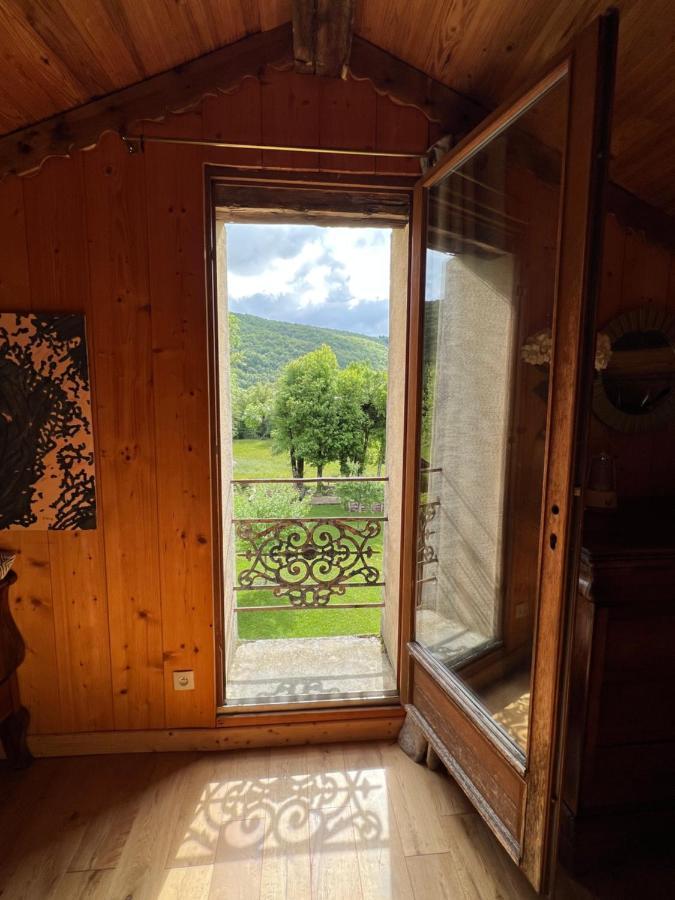 Les Granges De L'Eblouaz Bed & Breakfast Saint-Rambert-en-Bugey Exterior photo