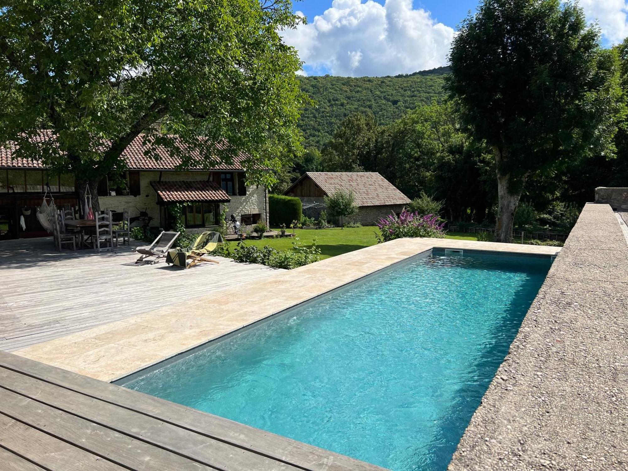Les Granges De L'Eblouaz Bed & Breakfast Saint-Rambert-en-Bugey Exterior photo